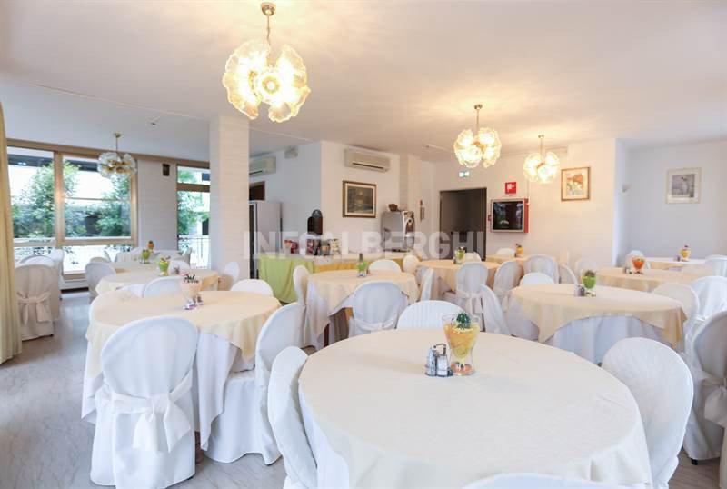 Hotel Fucsia Riccione Bagian luar foto