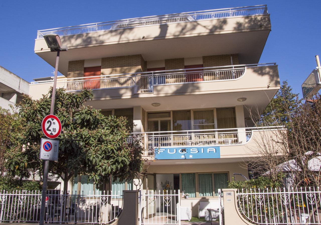 Hotel Fucsia Riccione Bagian luar foto