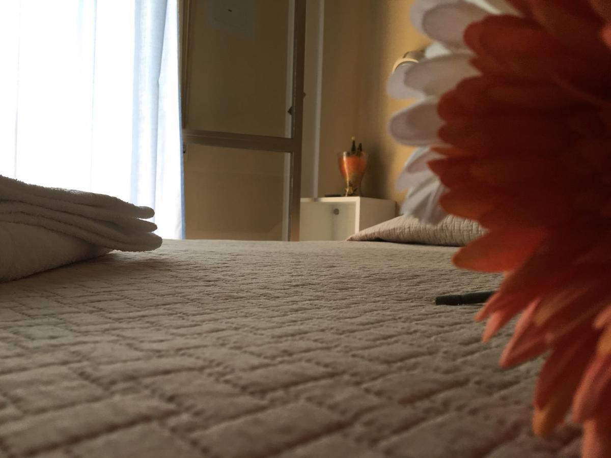 Hotel Fucsia Riccione Bagian luar foto